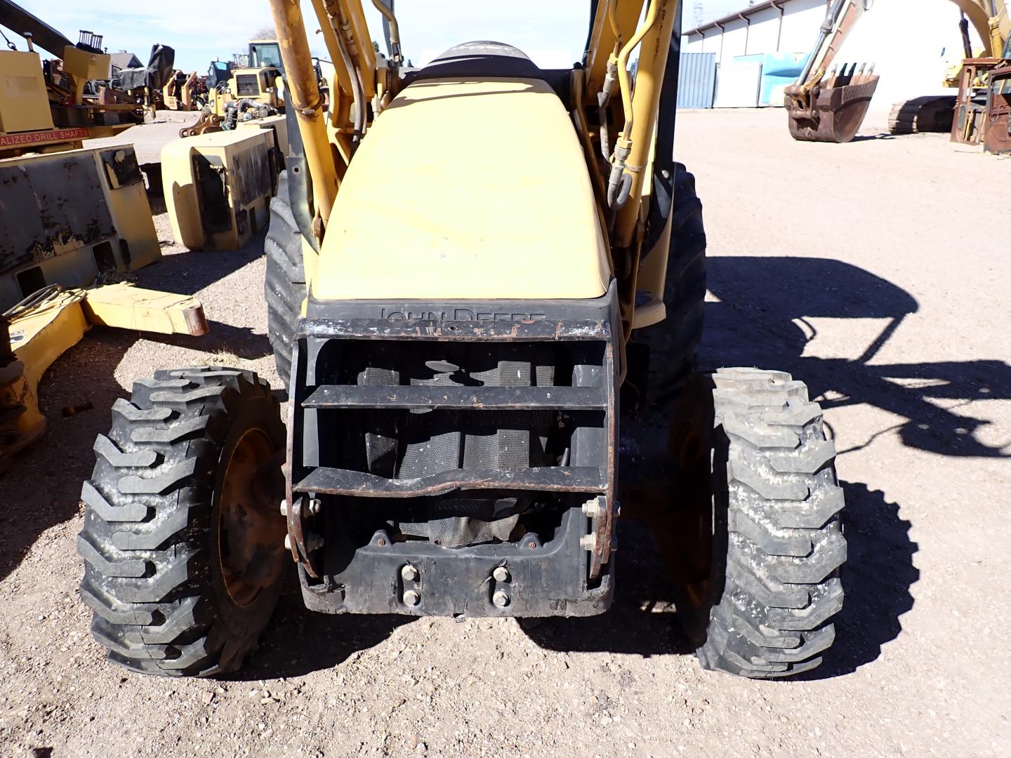 ./imagenes/INVOICE/2019/16546/RETROEXCAVADORAJOHN DEERE_110 (17).JPG